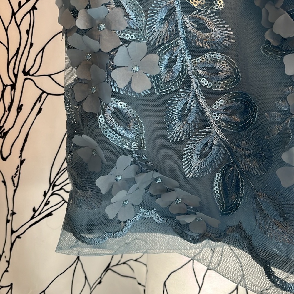 Carmen Marc Valvo Women's Fancy Dress - Picture 2 of 14